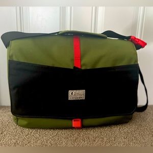 Cotopaxi Schuspa Messenger Bag